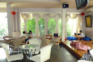 Quen Cafe - Bạch Đằng