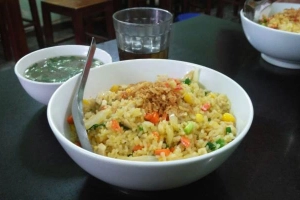 Quán Ăn Quốc Anh - Phở Bò & Cơm Rang - Phú Thịnh
