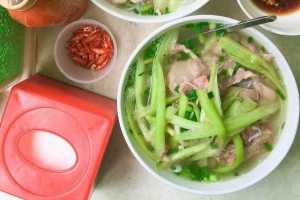 Quán Ăn Quốc Cường - Bún, Cháo Lòng & Tiết Canh