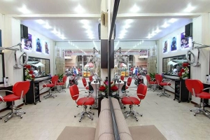 Quý MyMy Salon - Bàn Cờ