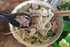 Quyên - Bún Bò Huế - Kênh Liêm