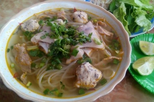 Quyền - Bún Bò Huế