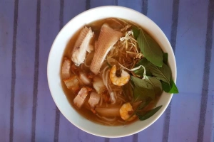 Quán Ăn Quyên - Bún Nước Tôm Bò
