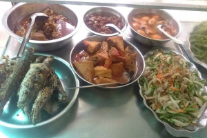 Quán Ăn Quyết Thắng - Cơm Phở Bình Dân