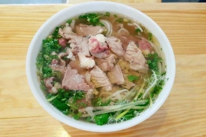 Quán Ăn Quỳnh Anh - Cơm & Phở
