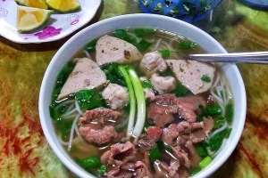 Quán Ăn Quỳnh Chi - Phở, Bún & Xôi Các Loại