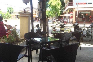 Retreat Cafe & Restaurant