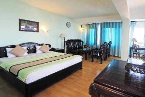 River View Hotel - Đội Cung