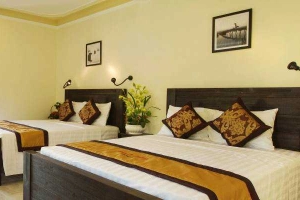 Riverside Pottery Village Homestay