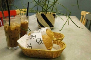 Ro22 - Cafe & Bánh Mì Phở - Phạm Ngọc Thạch