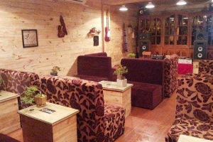 Rỗng Cafe - Nguyễn Thái Học