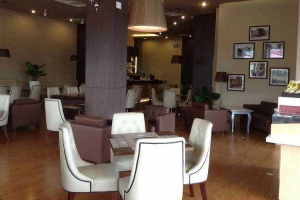 Sài Gòn Givral Cafe -  - The Vista An Phú
