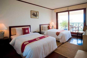 Saigon Domaine Luxury Residence
