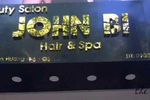 Salon John Bi