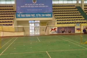 Sân cầu lông Trung tâm thể dục thể thao quận Thanh Xuân