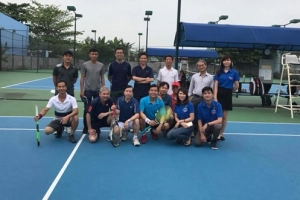 Sân tennis Bình Hưng