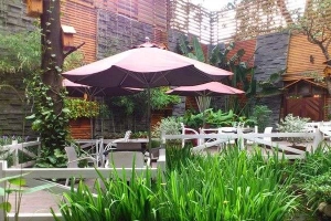 Sapphire Cafe