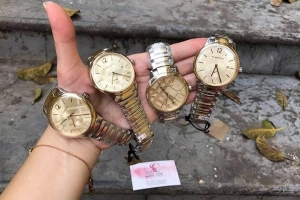Sâu Con Authentic