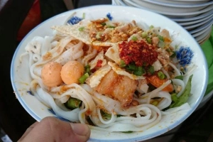 Quán Ăn Sáu Dung - Mì Quảng & Nhậu Bình Dân