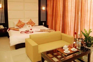 SeaSide Tuần Châu Hotel