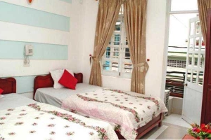 Sen Vàng Motel