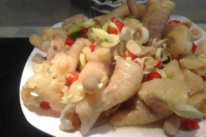 Shop online Plum House - Chân Gà Sả Ớt Online