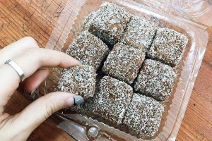 Shop online T-Cake - Bánh Lamington & Bông Lan Trứng Muối Online