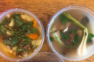 Shop online Trà My - Dạ Dày Hầm, Bò Sốt Vang & Sườn Chua Ngọt Online