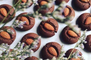 Shop online Whip N Fold - Cookies & Cakes Online