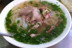 Quán Ăn Sinh Đôi - Phở