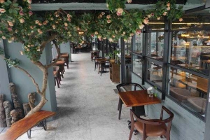 Sky Coffee - Liễu Giai