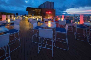 Sky21 Bar - Belle Maison Parosand Danang Hotel