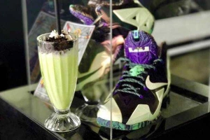 Sneaker Coffee