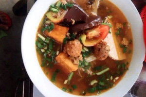 Quán Ăn Sơn Quán - Hủ Tiếu & Bún Riêu
