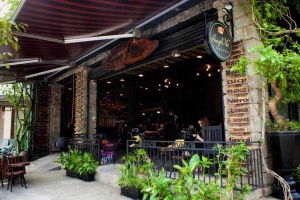 Song Nhi Coffee