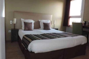 Sóng Xanh Hotel - Đường Số 1