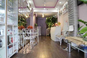 Spa Kim - Ba Tháng Hai