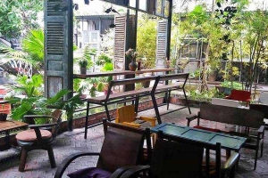 Store 8 Cafe