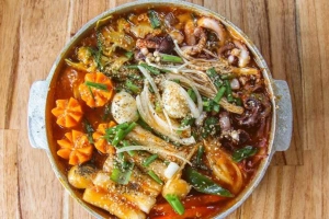 Quán Ăn Su Su - Mì Cay 7 Cấp Độ
