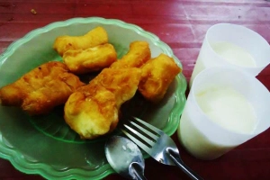 Quán Ăn Sữa Chua Đùi Gà - Hà Đông