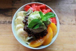 Sugoi - Original Matcha Tea & Coffee House