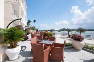 Sun Boat Hotel