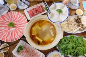 Quán Ăn Sừng Quăn - Lẩu Dê Tứ Xuyên