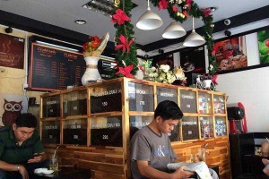 Sunny House Cafe - Trương Hoàng Thanh