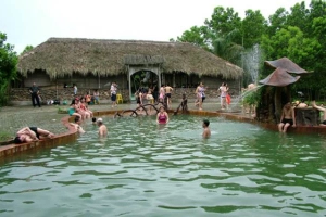 Suối Nước Nóng Thanh Thủy