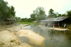 Suối Nước Nóng Hội Vân Phù Cát