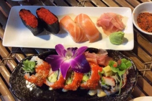 Quán Ăn Sushi Gõ Đeee