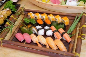 Quán Ăn Sushi Men
