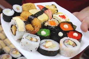 Sushi Viên & Ăn Vặt