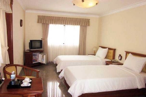 Tân Hoàng Hotel